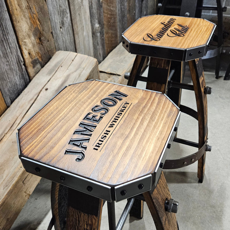 Whiskey Barrel - Custom (Métal &amp; bois - Tan) Whiskey Barrel Bar Tabouret - Chaise - Siège - Mancave - Bar - Tabourets - Tabourets de bar