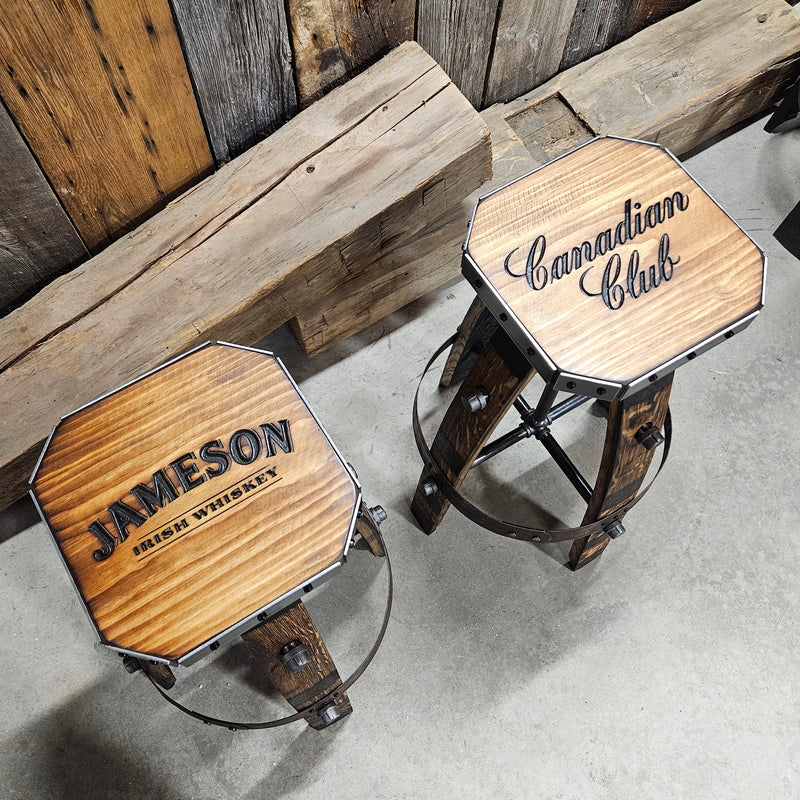 Whiskey Barrel - Custom (Métal &amp; bois - Tan) Whiskey Barrel Bar Tabouret - Chaise - Siège - Mancave - Bar - Tabourets - Tabourets de bar